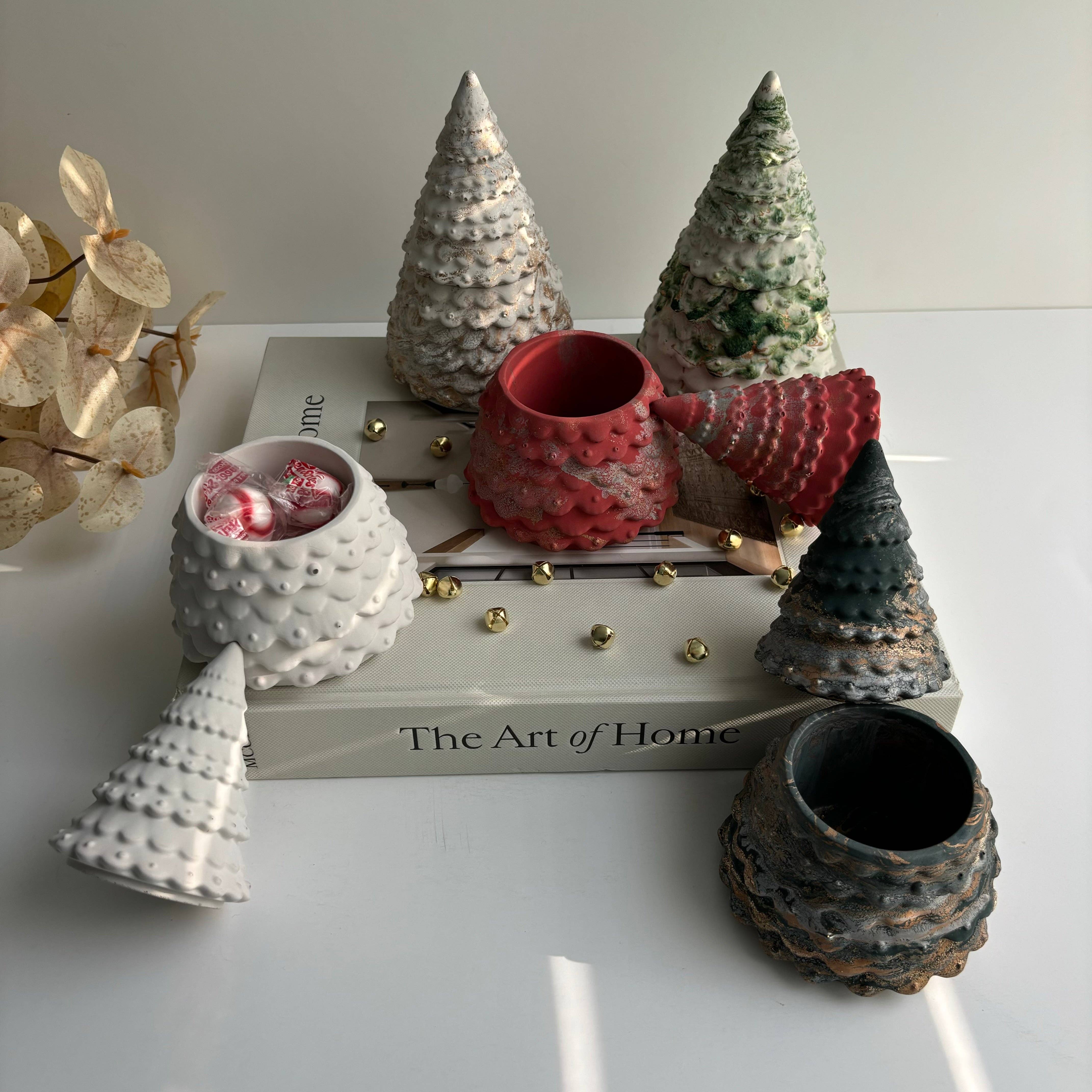 Green Christmas Tree Vessel