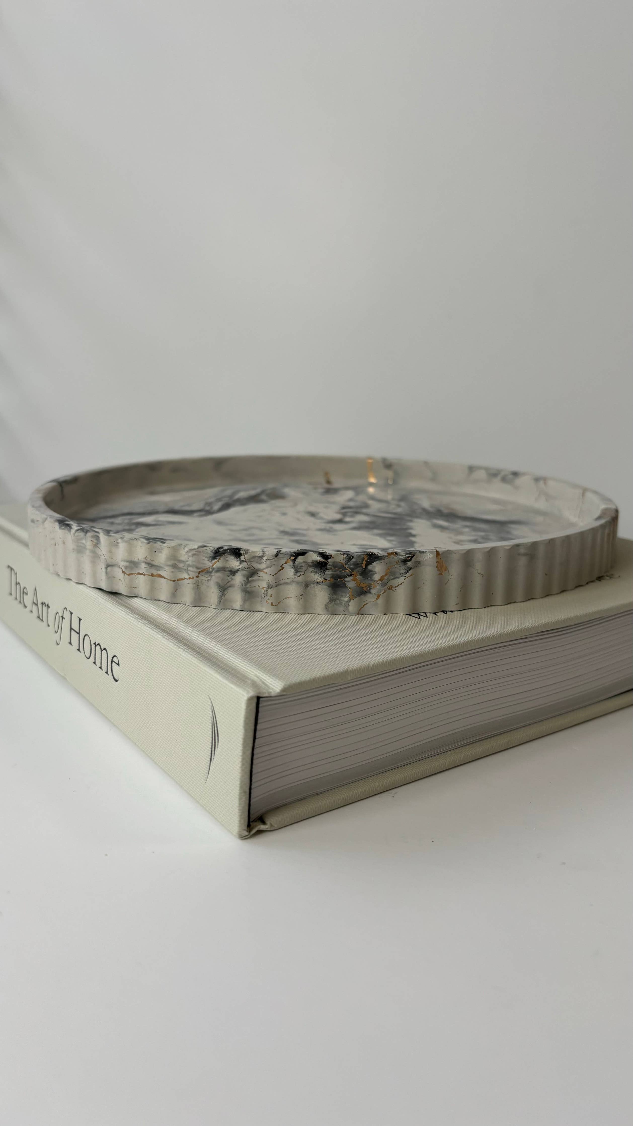 Grey Marbled Round Handmade Concrete Fluted Tray