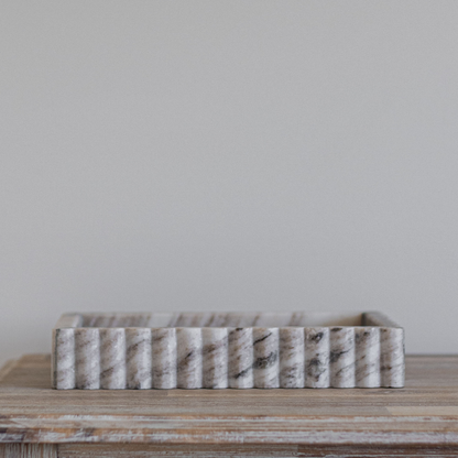 Scalloped Marble Fluted Tray